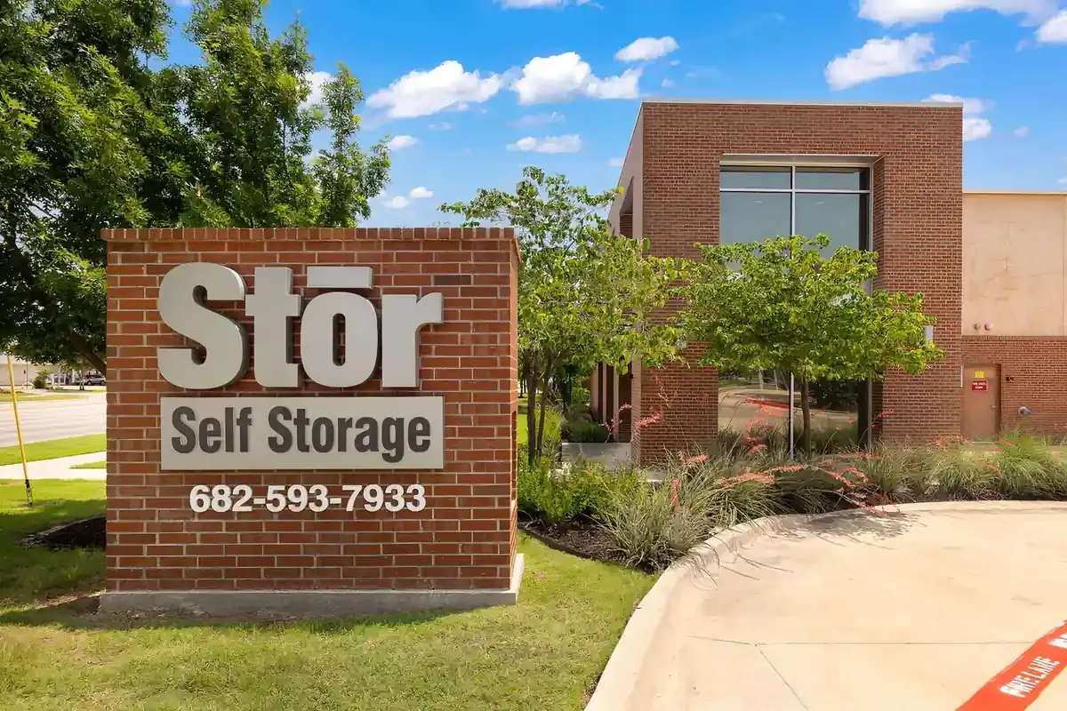 Stor Self Storage sign